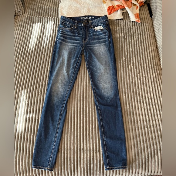 American Eagle Outfitters Denim - Super super stretch, Hi-Rise Jegging from American Eagle!